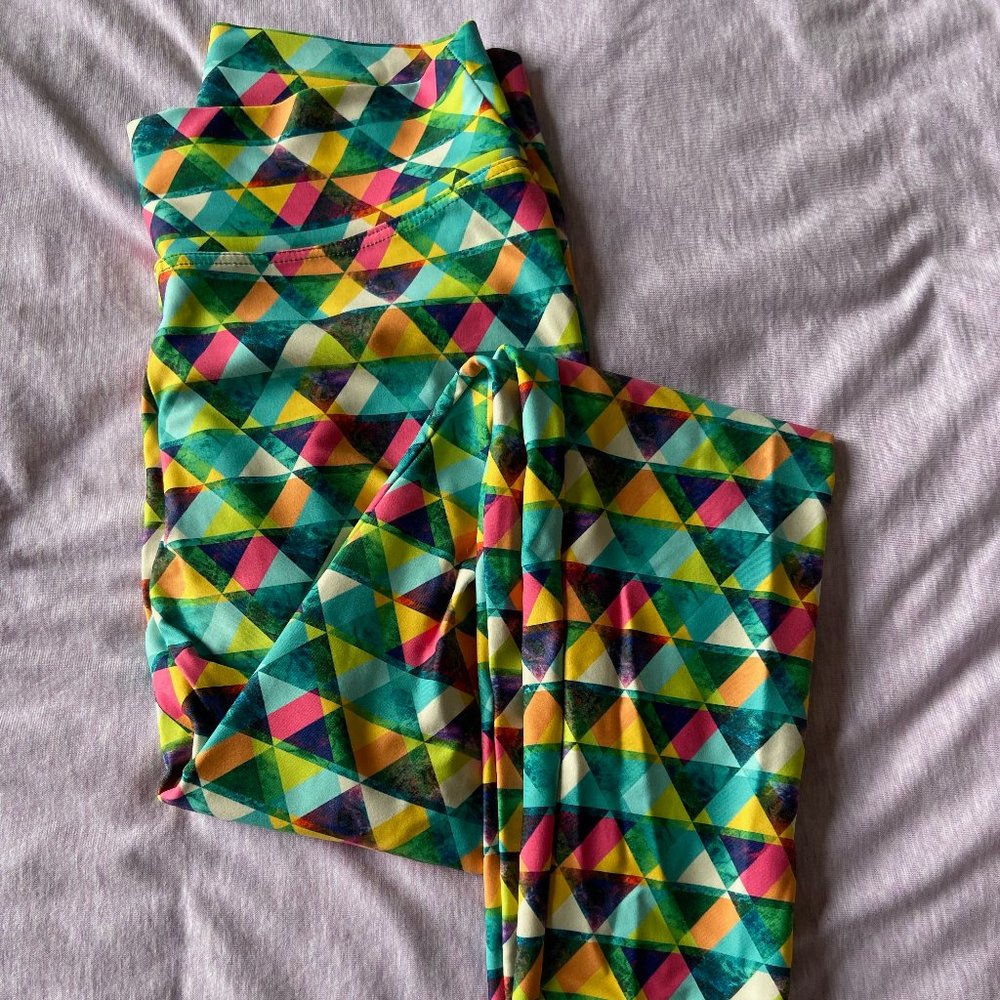 Dharma Bums Yoga Pants/Leggings (Size Medium)